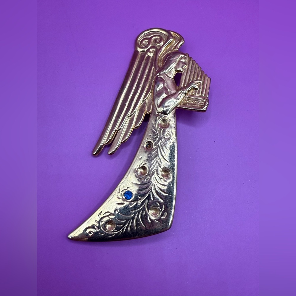 Vintage Angel harp brooch pin gold tone missing stones see photo condition‎